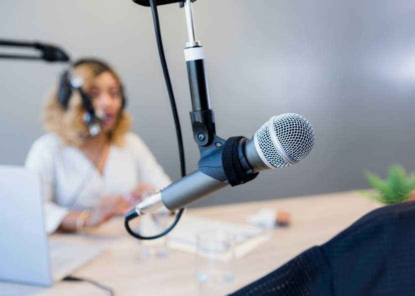 Dynamic Microphones: The Ultimate Guide for Content Creators and Live Performers